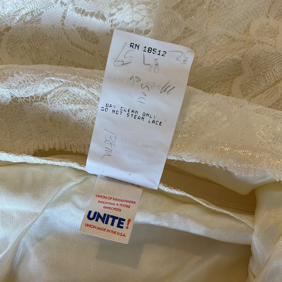 Vintage Wedding Dress UNITE! Ivory Lace Shell with Lining Long with Slit on Left - Picture 15 of 15